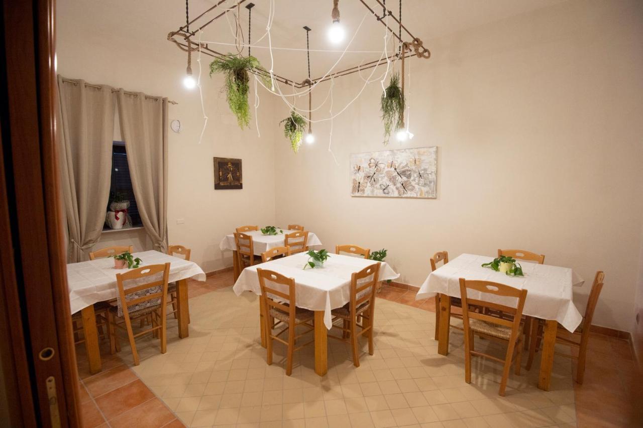 Donna Rosita Otel San Felice a Cancello Dış mekan fotoğraf